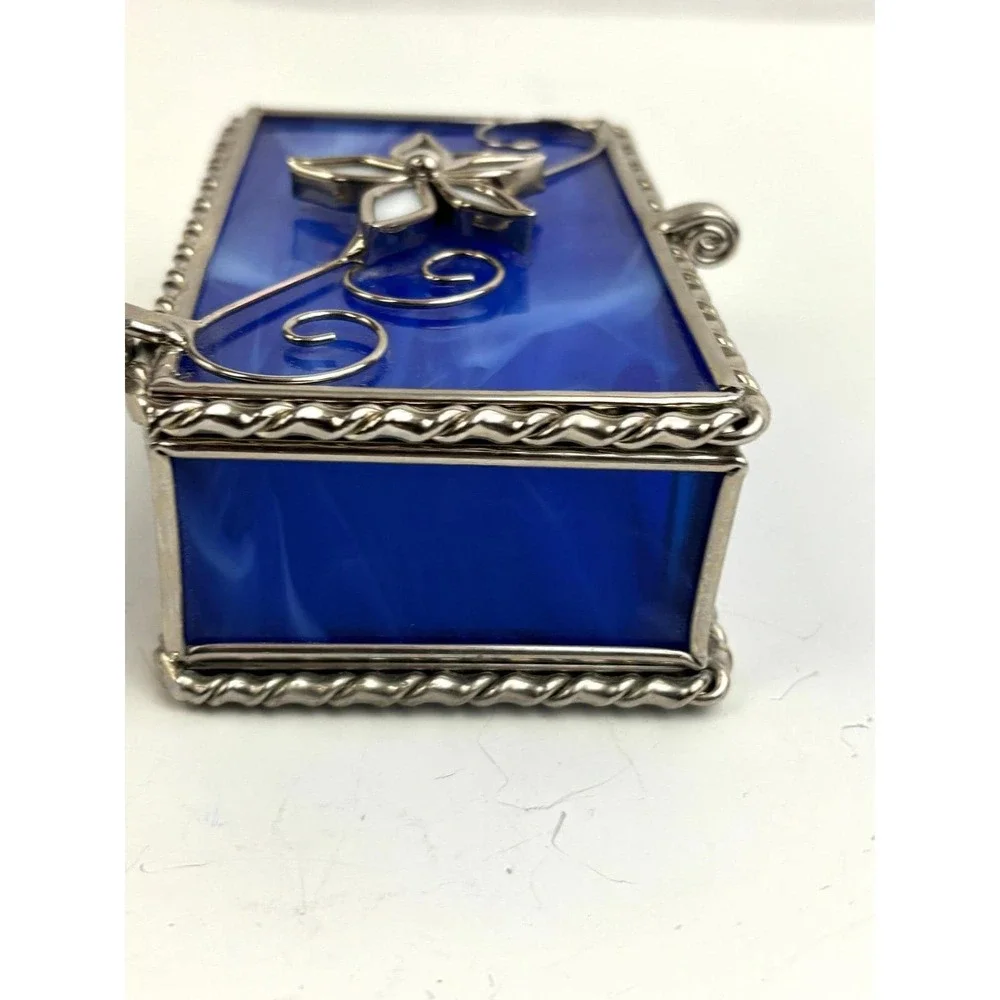 Vintage Blue Slag Glass Jewelry Trinket Box Silver Tone‎ Hinged Lid